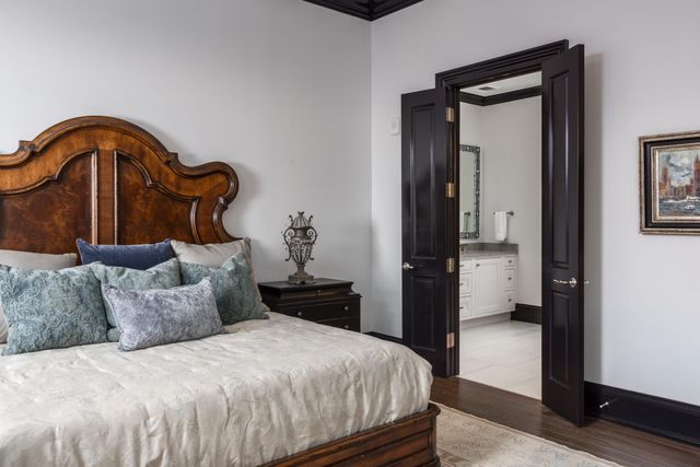 110 Woodmont Blvd N304, Nashville, TN 37205