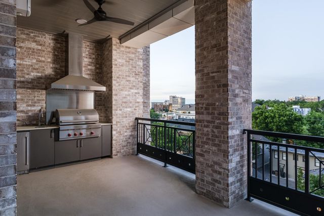 110 Woodmont Blvd N304, Nashville, TN 37205
