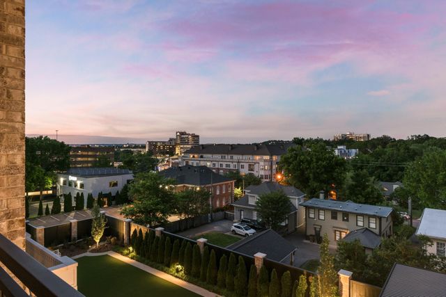 110 Woodmont Blvd N304, Nashville, TN 37205