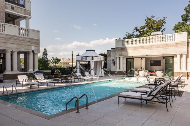 110 Woodmont Blvd N304, Nashville, TN 37205