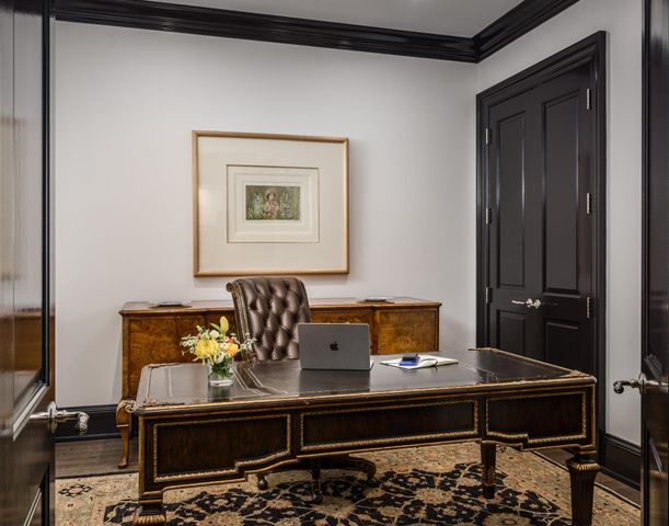110 Woodmont Blvd N304, Nashville, TN 37205