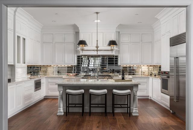 110 Woodmont Blvd N304, Nashville, TN 37205