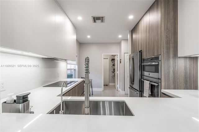 17676 SW 20th St, Miramar, FL 33029