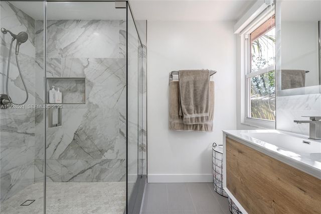 17676 SW 20th St, Miramar, FL 33029