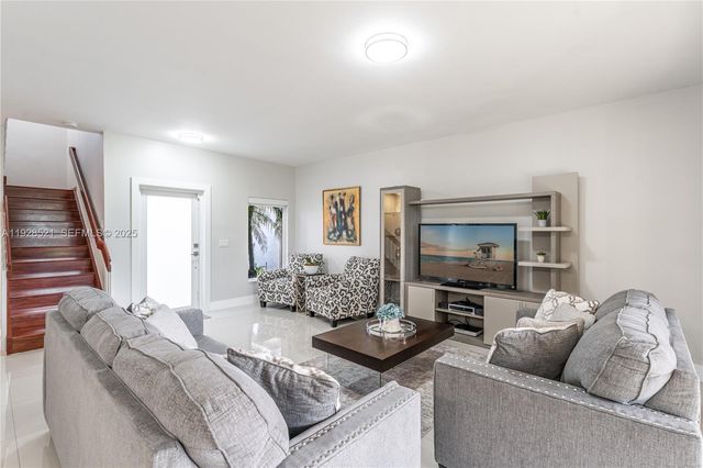 17676 SW 20th St, Miramar, FL 33029