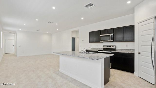 2714 W Simone Avenue, Apache Junction, AZ 85120
