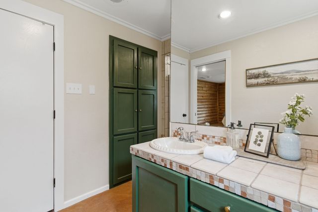 127 Pleasant Valley Lane, Weatherford, TX 76087