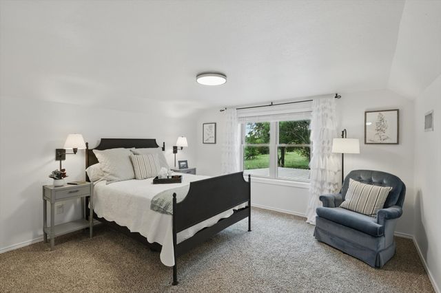 127 Pleasant Valley Lane, Weatherford, TX 76087