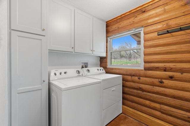 127 Pleasant Valley Lane, Weatherford, TX 76087