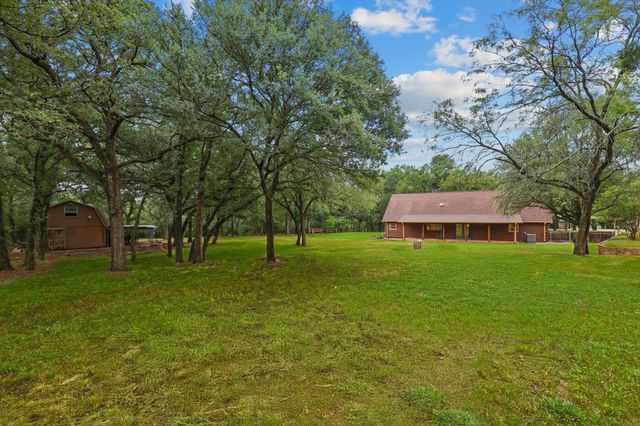 127 Pleasant Valley Lane, Weatherford, TX 76087