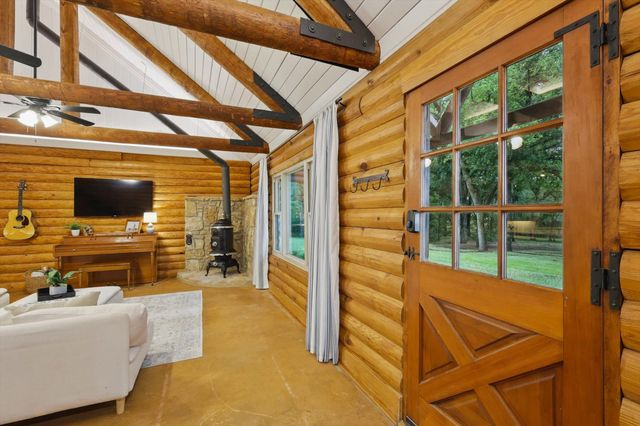 127 Pleasant Valley Lane, Weatherford, TX 76087