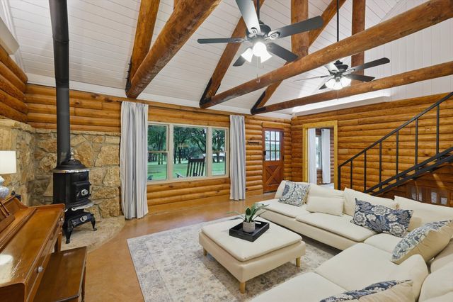 127 Pleasant Valley Lane, Weatherford, TX 76087