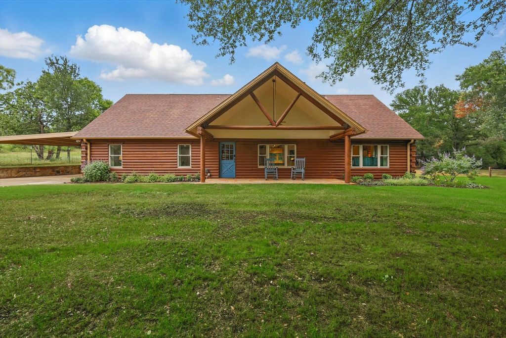 127 Pleasant Valley Lane, Weatherford, TX 76087