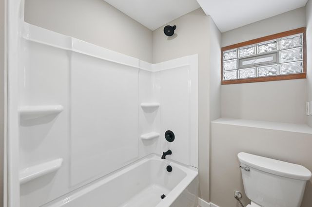 923 123rd Lane NW, Coon Rapids, MN 55448