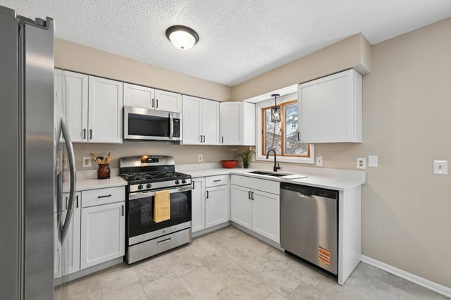 923 123rd Lane NW, Coon Rapids, MN 55448