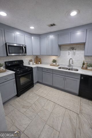 1952 Padgett Drive, Austell, GA 30106