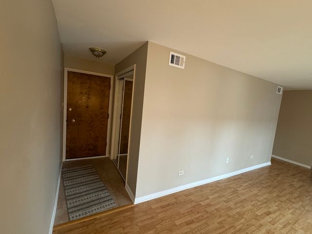 10851 S Keating Avenue 1B, Oak Lawn, IL 60453