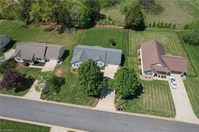 1478 Farmington Hills Drive, Conover, NC 28613