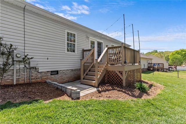 1478 Farmington Hills Drive, Conover, NC 28613