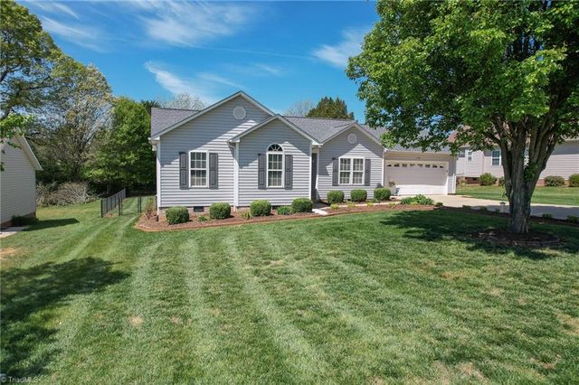 1478 Farmington Hills Drive, Conover, NC 28613