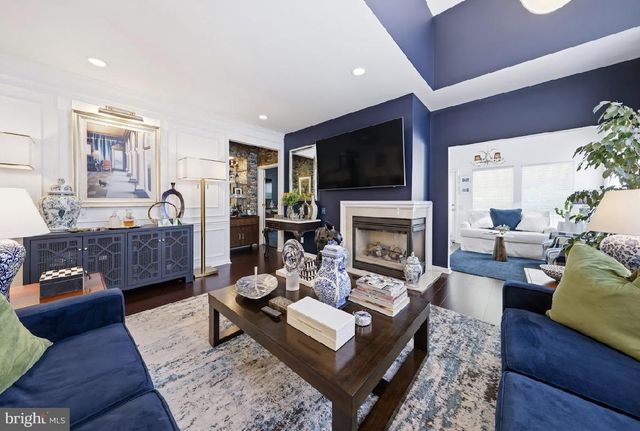 37 ALEXANDER DR, Hammonton, NJ 08037