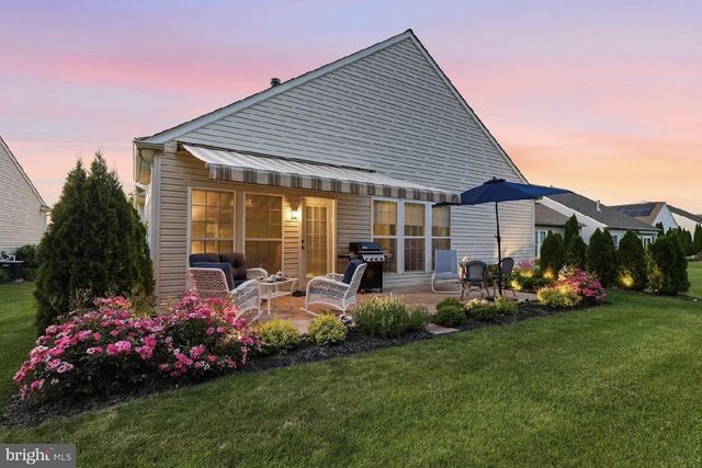 37 ALEXANDER DR, Hammonton, NJ 08037