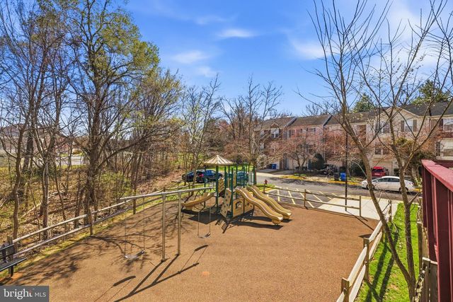 2579 SUTTERS MILL DR, Herndon, VA 20171