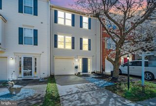 2579 SUTTERS MILL DR, Herndon, VA 20171