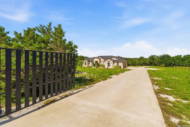 136 VISTA VIEW PL, Spring Branch, TX 78070