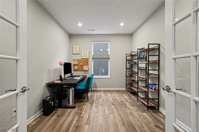 33319 Midship Drive, Avon Lake, OH 44012