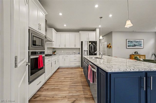 33319 Midship Drive, Avon Lake, OH 44012