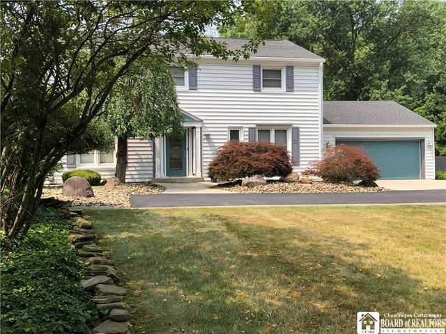 330 Central Avenue, Pomfret, NY 14063