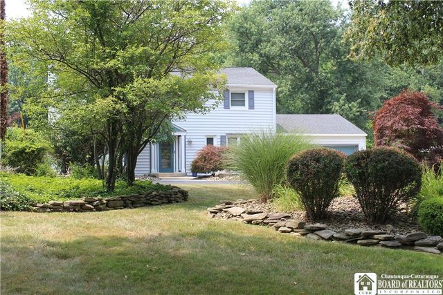 330 Central Avenue, Pomfret, NY 14063