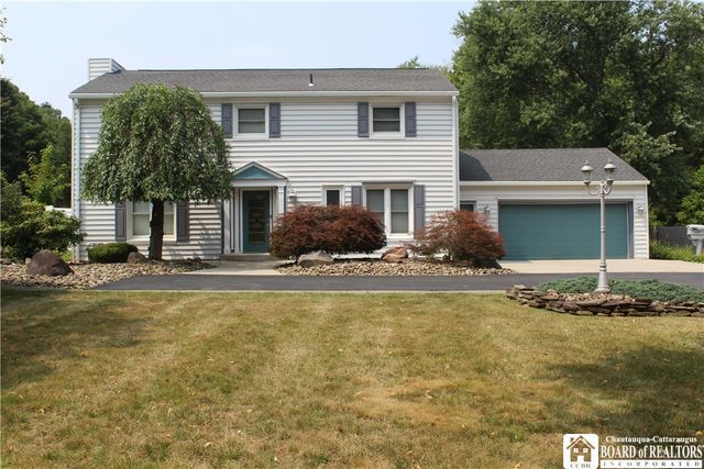 330 Central Avenue, Pomfret, NY 14063