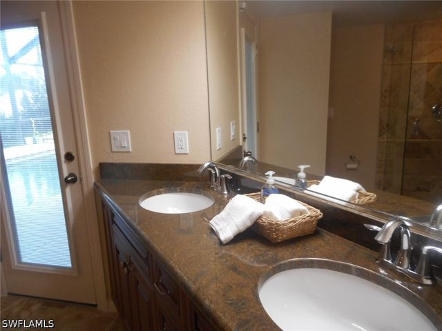 1513 SW 58th ST, Cape Coral, FL 33914
