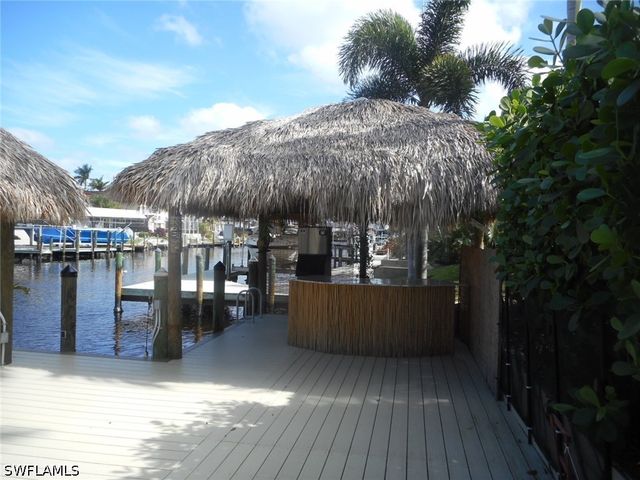 1513 SW 58th ST, Cape Coral, FL 33914