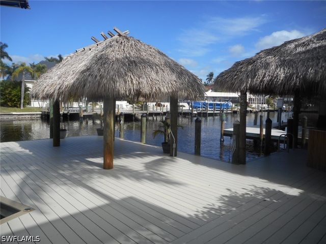 1513 SW 58th ST, Cape Coral, FL 33914
