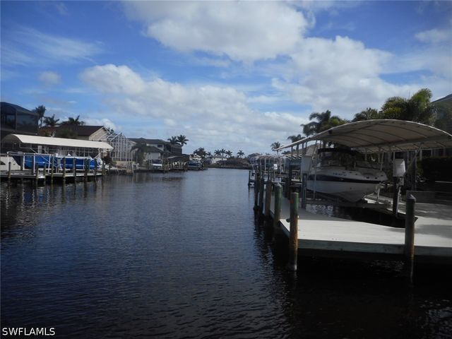 1513 SW 58th ST, Cape Coral, FL 33914
