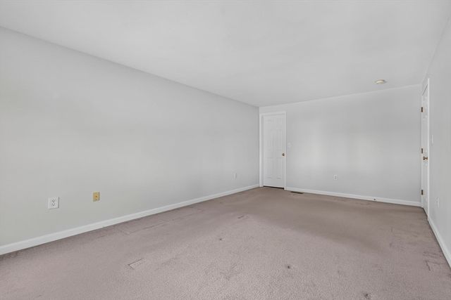 199 Heathrow, Manchester, NH 03104