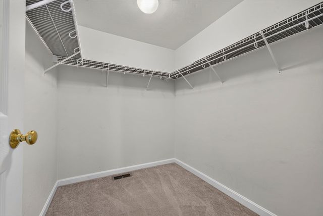 199 Heathrow, Manchester, NH 03104