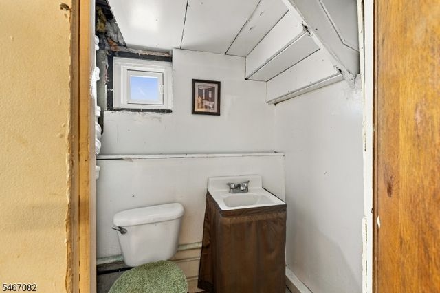 145 Ivy St, Newark City, NJ 07106