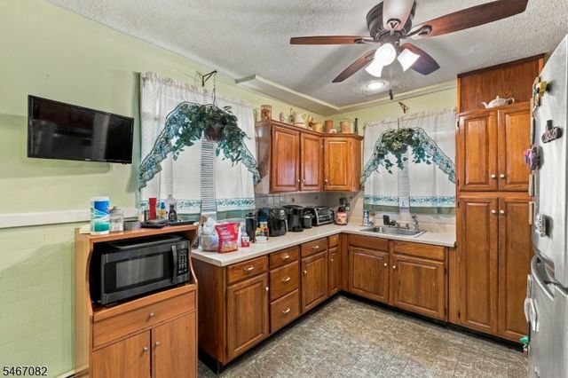 145 Ivy St, Newark City, NJ 07106