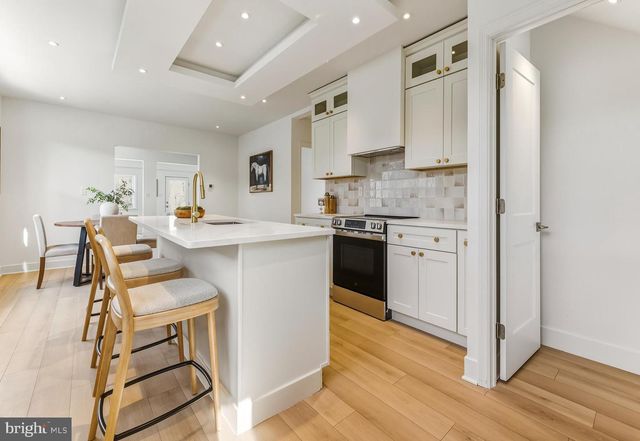 522 DWIGHT AVE, Collingswood, NJ 08107