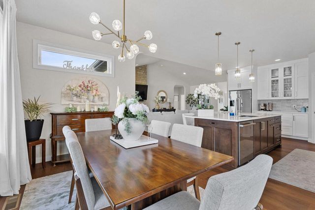 5752 N SEQUOIA DRIVE, Appleton, WI 54913