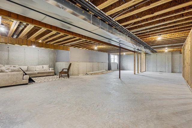 5752 N SEQUOIA DRIVE, Appleton, WI 54913