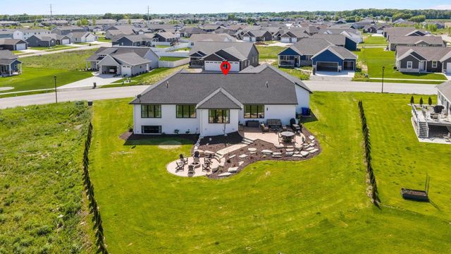 5752 N SEQUOIA DRIVE, Appleton, WI 54913