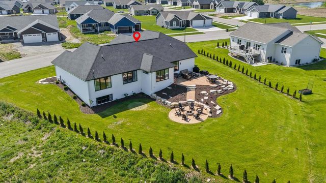 5752 N SEQUOIA DRIVE, Appleton, WI 54913