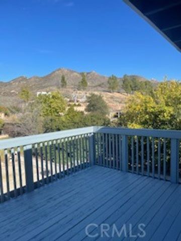 22166 Woodcreek Lane, Wildomar, CA 92595