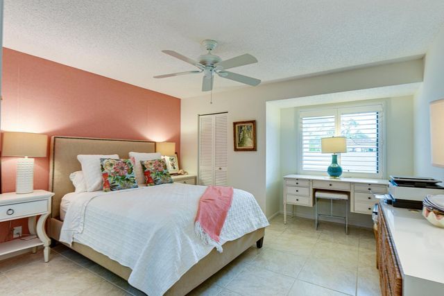 3718 Freshwater Drive, Jupiter, FL 33477