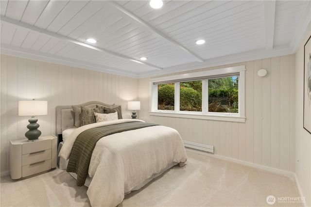 10527 SE 27th Street, Beaux Arts, WA 98004